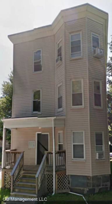 Main picture of 62 Torrey St