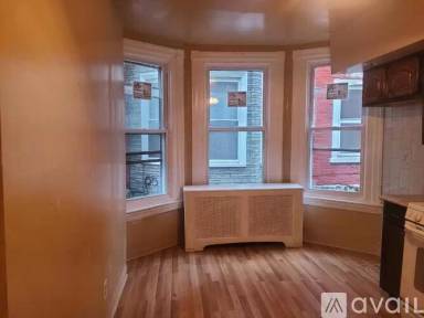 Main picture of 902 W Duncannon Ave