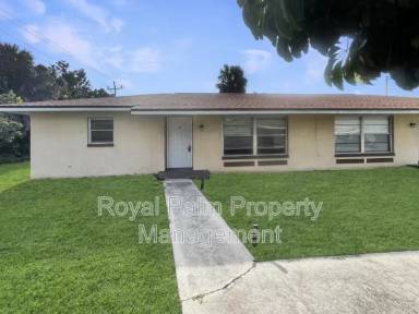 Main picture of 328 Cape Coral Pkwy W