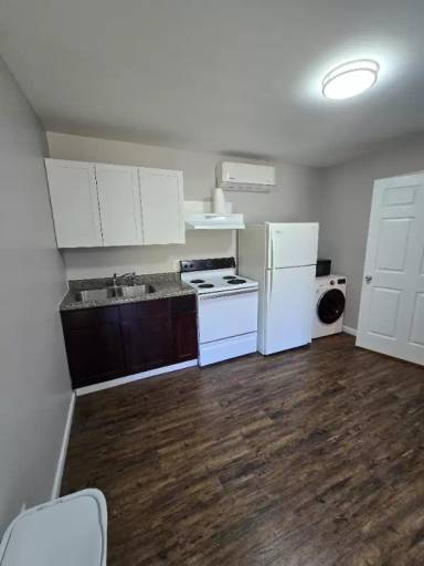 Main picture of 215 N Harrisburg Ave