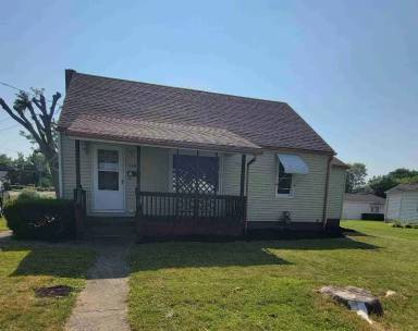 Main picture of 1502 N Beaver St
