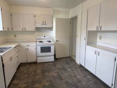 Main picture of 325 NW 4th St