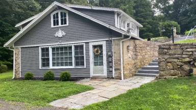 Main picture of 228 Hattertown Rd
