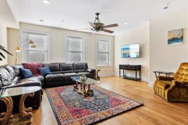 Main picture of 117 Chestnut St