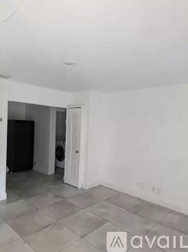 Main picture of 741 NW 3rd Ave