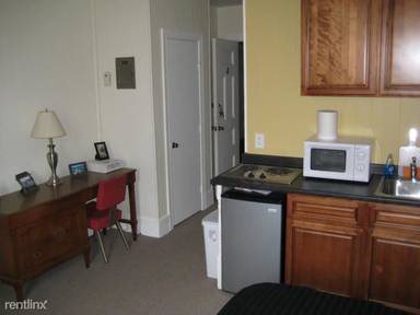 Main picture of 868 Beacon St
