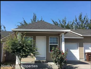 Main picture of 989 SW Junction Pl