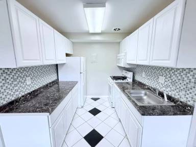 Main picture of 5440 85th Ave