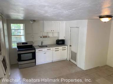 Main picture of 552 Fairmount Rd