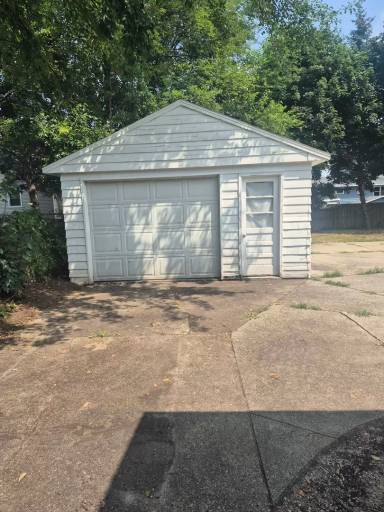 Main picture of 4226 Wilson Ave SW