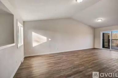Main picture of 1028 N Watertown Ave
