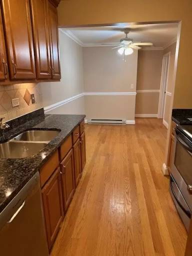 Main picture of 444 S Spring Rd