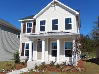 Main picture of 2874 Fontana St