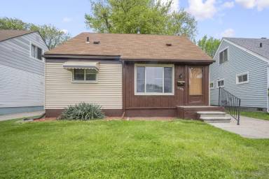 Main picture of 14921 Alberta Ave