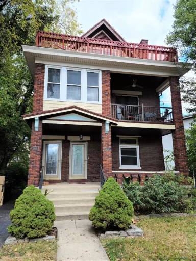 Main picture of 2626 Madison Rd