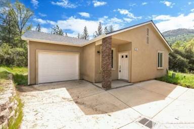 Main picture of 48467 Woodbend Ln