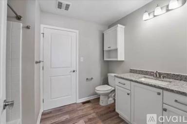 Main picture of 552 Creek Rd