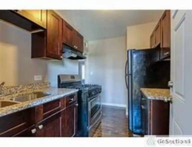 Main picture of 7119 S East End Ave