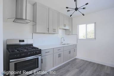 Main picture of 10329 S Inglewood Ave