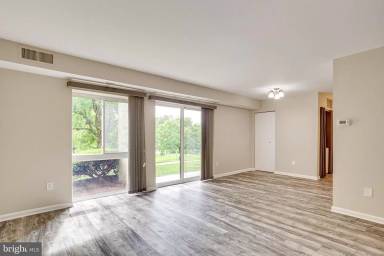 Main picture of 6137 Edsall Rd