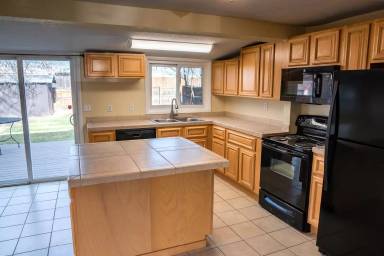 Main picture of 1946 S Elati St