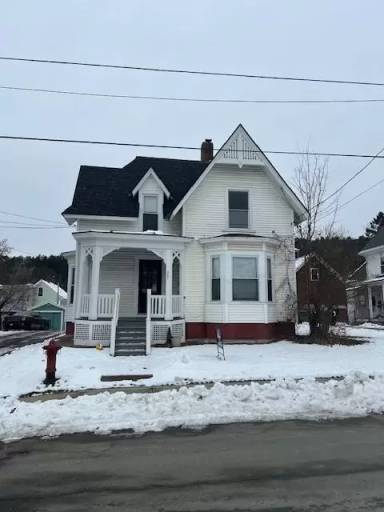 Main picture of 385 Spring St