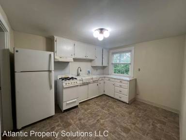 Main picture of 79 Wood Ave