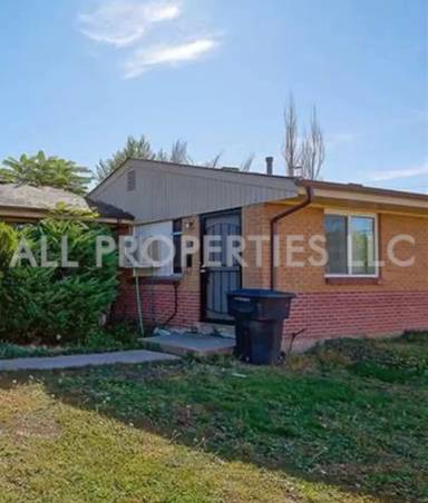 Main picture of 4526 W Virginia Ave