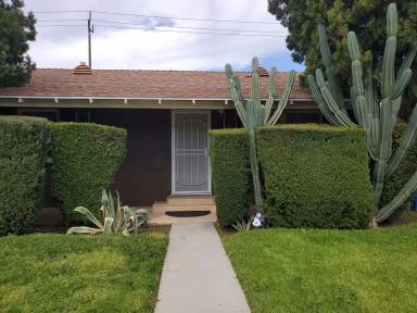 Main picture of 1811 W Chandler Blvd