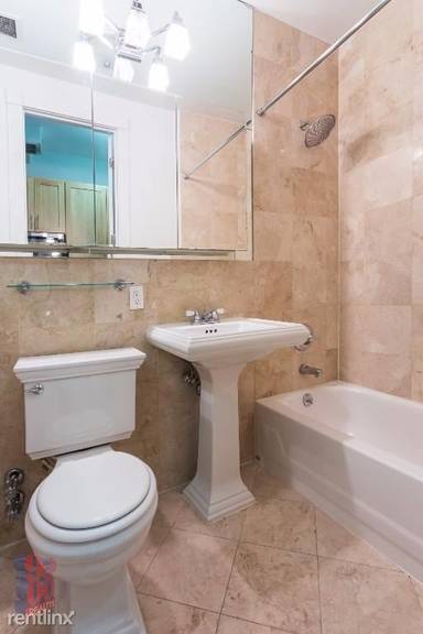 Main picture of 343 E 5th St