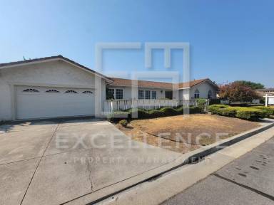 Main picture of 2630 Tuliptree Ln