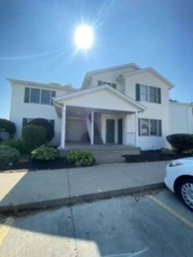 Main picture of 215 Stonewall Ct