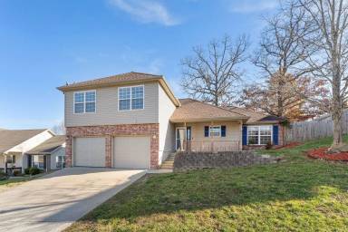 Main picture of 153 Sapling Dr