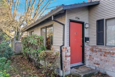 Main picture of 2730-2734 SE Alder St