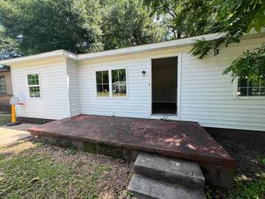 Main picture of 2635 20th St