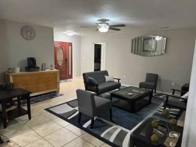 Main picture of 107 McKinley St