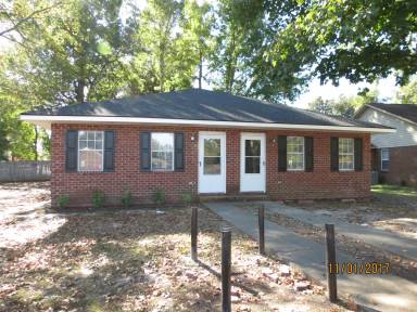 Main picture of 970 Jessamine Trl