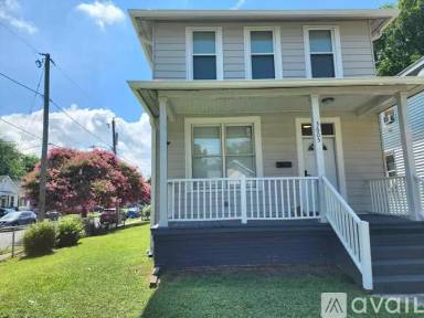 Main picture of 3605 Killam Ave