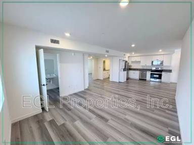 Main picture of 10505 Hawthorne Blvd