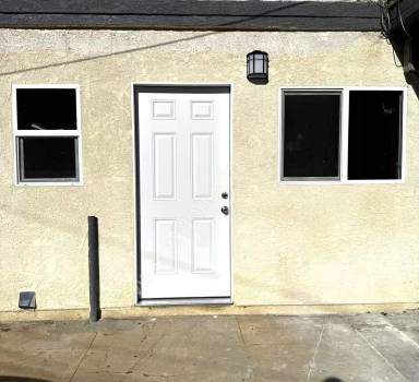 Main picture of 702 N Garey Ave