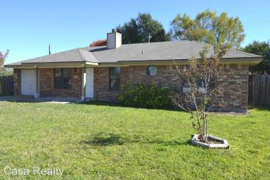 Main picture of 308 Rodeo Cir