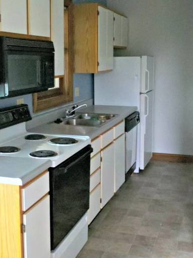 Main picture of 624 S Clinton St