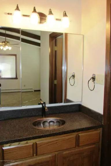 Main picture of 5608 US 64