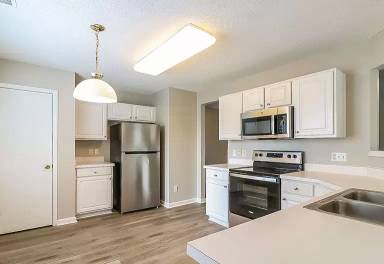 Main picture of 4316 Viewmont Dr