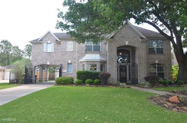 Main picture of 26614 Park Point Ln