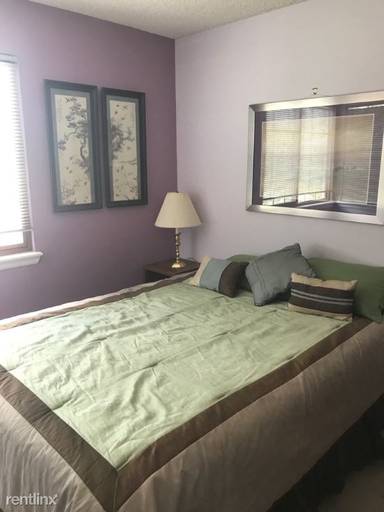 Main picture of 8433 Zinnia Ct