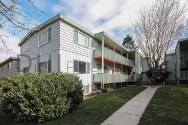 Main picture of 1122 10th Ave