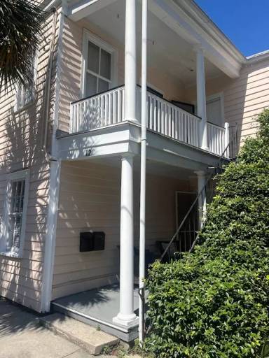 Main picture of 12 Trapman St