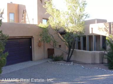 Main picture of 17 Sage Hill Dr