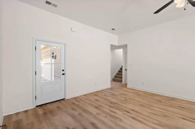 Main picture of 6559 Beckett Ln